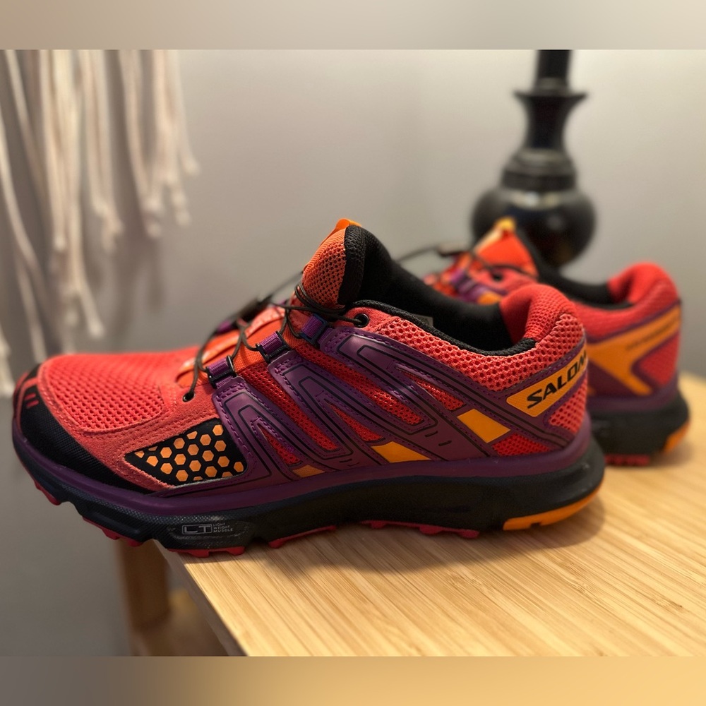 Gorpcore FUN Salomon XR Mission Trail Running Shoe Hiking Coral/Purple Women 9